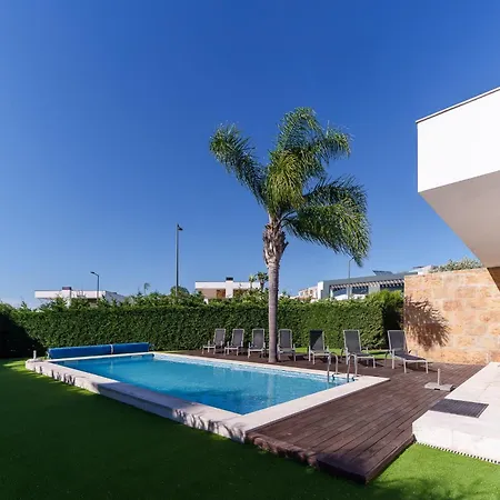וילה Marina Luxurious House With Pool By Lovelystay *